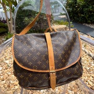 Louis Vuitton Monogram Saumur 35